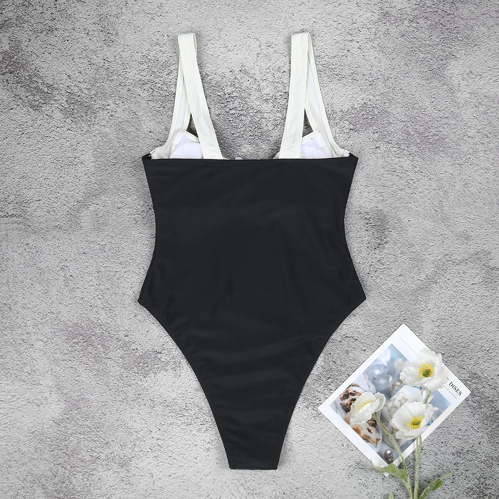 Mathilda Swimsuit™ | Ontworpen voor elk lichaamstype en elke gelegenheid!